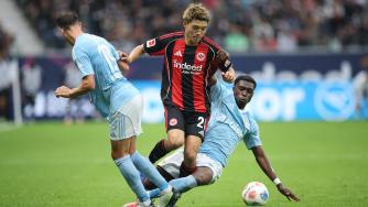 李嗣镕：在场上一点也不紧张，就想为津门虎队奉献自己的全部